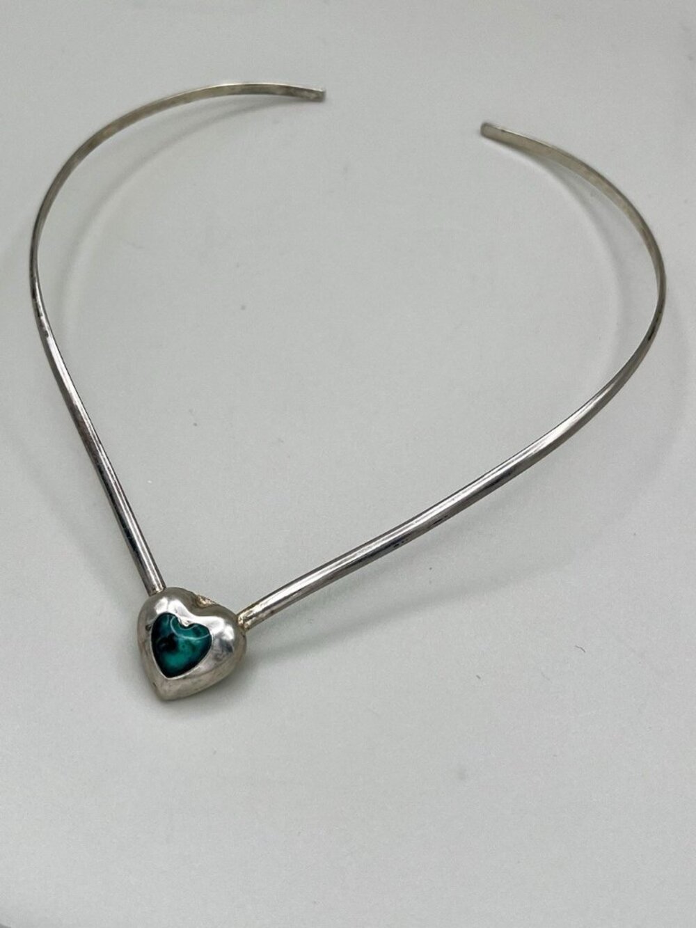 Vintage Mexico Modernist Silver Tone Heart Torque Choker Necklace Southwestern